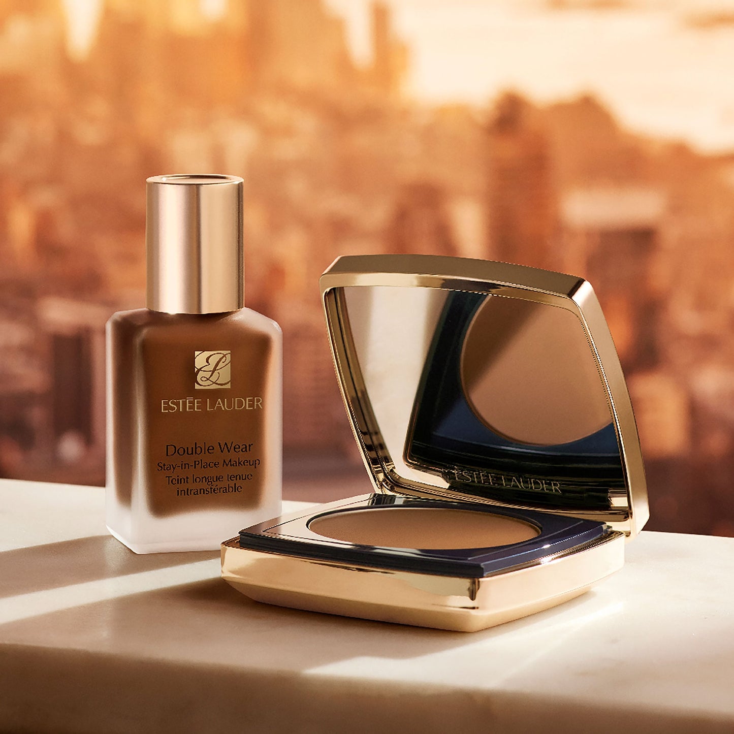 Double Wear Stay-in-Place Matte Powder Foundation