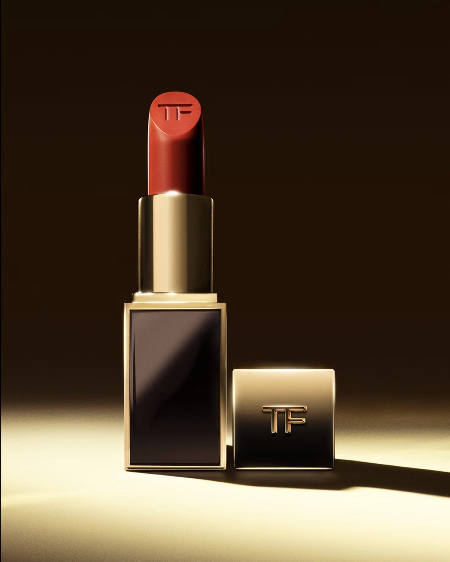 LIP COLOR